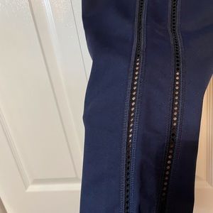EUC Victoria’s Secret capri workout leggings